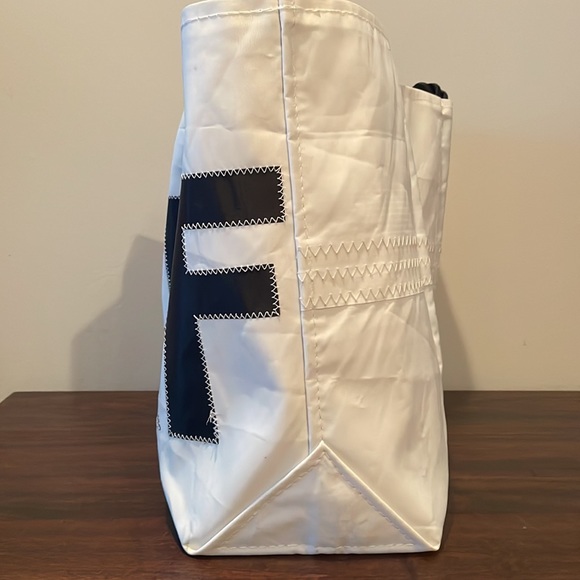 Sea Bags of Maine XL SURF White and Black Tote Bag - Picture 4 of 11